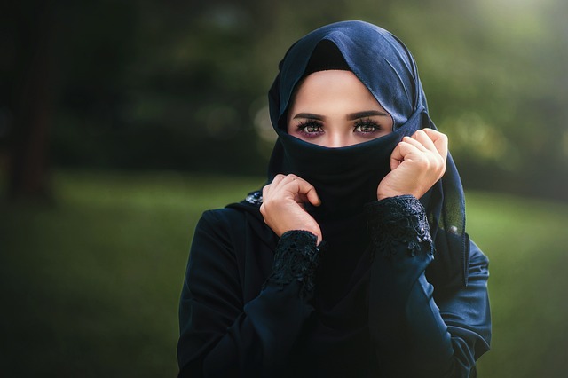 mujeres en qatar como se visten