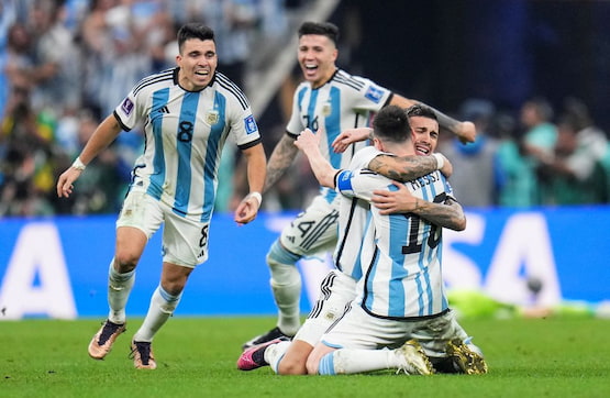 a que hora llega la seleccion a argentina