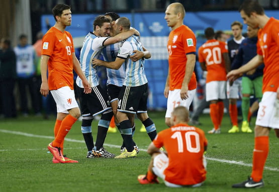 cuando juega argentina contra holanda