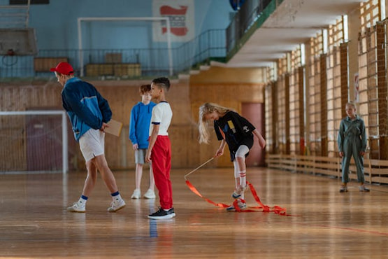 cual es la diferencia entre educación física y deporte