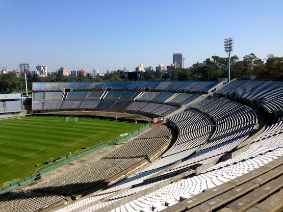 estadio centenario mundial 2030